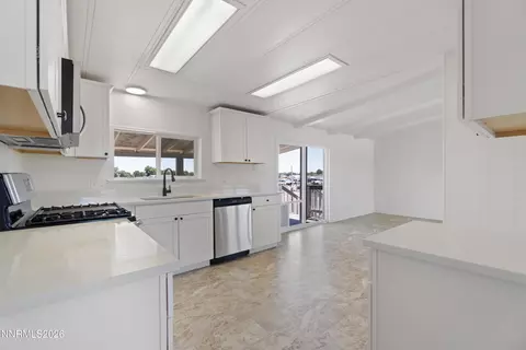 Kitchen - 700 Thornbird Dr, Fallon, NV 89406 photo 4 of 4