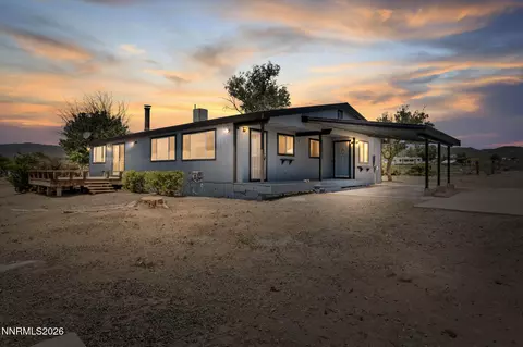 9025 Iroquois Trl, Stagecoach, NV 89429