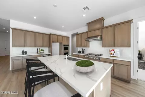 460 Hutchinson Dr #WILLOWS 104, Sparks, NV 89441