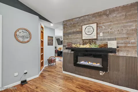 Entry Way - 887 Ronald Way, Fallon, NV 89406 photo 1 of 4