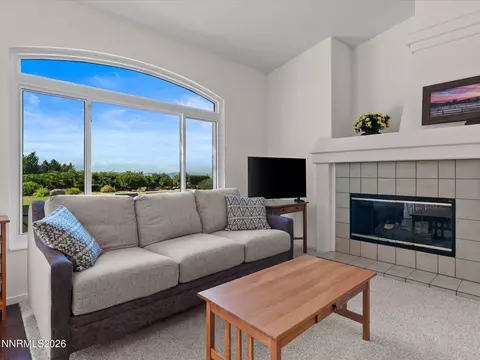 Living - 4455 Great Falls Loop, Reno, NV 89511 photo 4 of 7