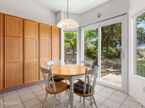 Dining - 4455 Great Falls Loop, Reno, NV 89511 photo 3 of 4