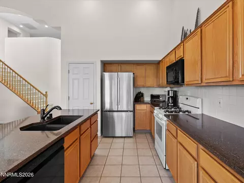 Kitchen - 4455 Great Falls Loop, Reno, NV 89511 photo 1 of 5