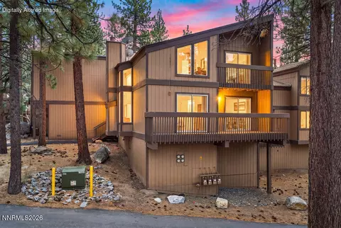 31 Chalet Ct, Stateline, NV 89449