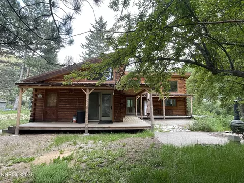 Exterior - 993 E Side Ave, Jarbidge, NV 89826 photo 1 of 10