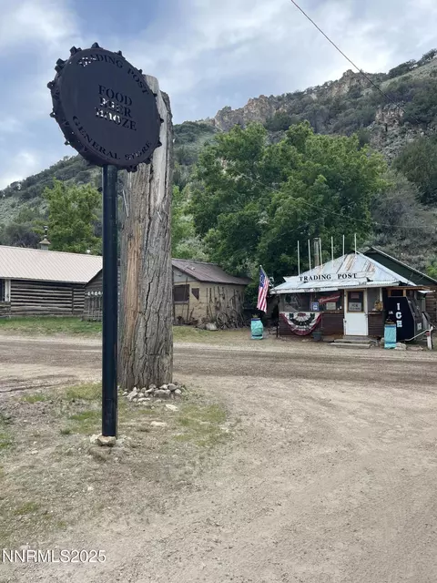 Exterior - 993 E Side Ave, Jarbidge, NV 89826 photo 10 of 10