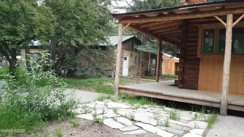 Exterior - 993 E Side Ave, Jarbidge, NV 89826 photo 9 of 10