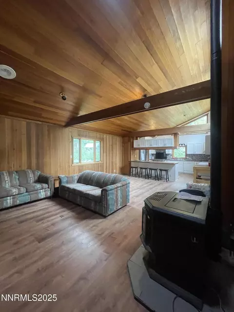Living - 993 E Side Ave, Jarbidge, NV 89826 photo 5 of 5