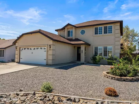 636 Wedge Ln, Fernley, NV 89408