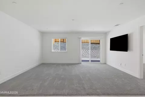 Living - 804 Cascade Range Dr, Sparks, NV 89436 photo 3 of 7
