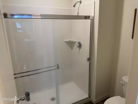Bath - 818 Karry Way, Fallon, NV 89406 photo 3 of 3