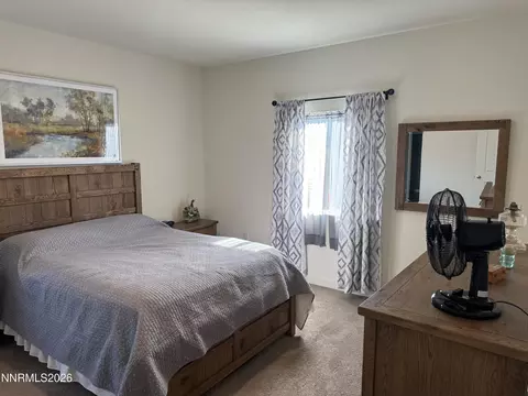 Bedroom - 818 Karry Way, Fallon, NV 89406 photo 4 of 6