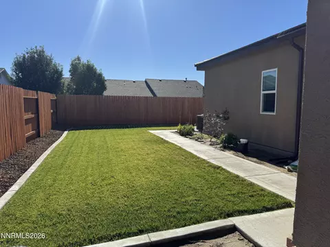 Exterior - 818 Karry Way, Fallon, NV 89406 photo 9 of 10