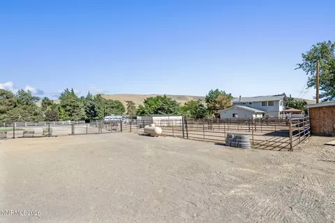 Exterior - 285 Kitts Way, Reno, NV 89521 photo 19 of 21
