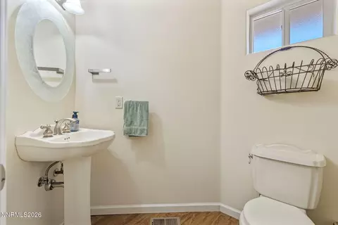 Bath - 285 Kitts Way, Reno, NV 89521 photo 4 of 4