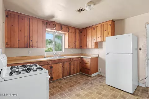 Kitchen - 4550 Depp Rd, Fallon, NV 89406 photo 1 of 1