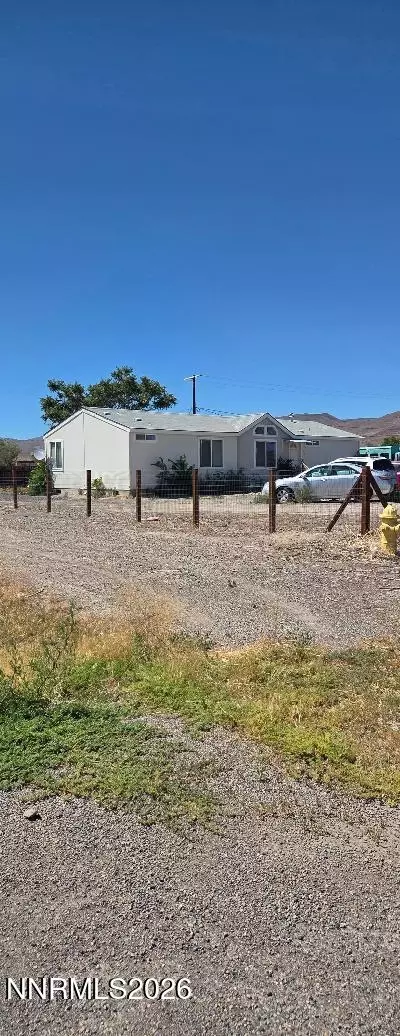 2745 Truckee St, Silver Springs, NV 89429