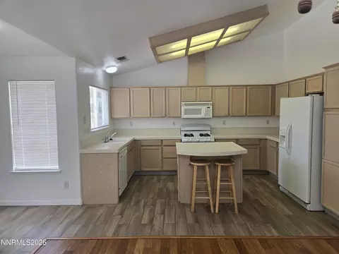 Kitchen - 9676 Northrup Dr, Reno, NV 89521 photo 7 of 7