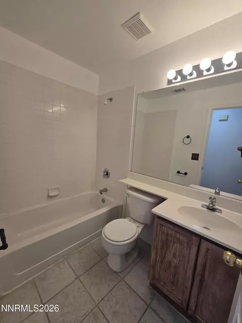 Bath - 9676 Northrup Dr, Reno, NV 89521 photo 3 of 3