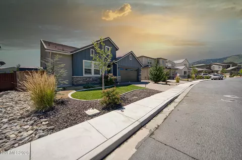 Exterior - 274 Commodore Dr, Verdi, NV 89439 photo 2 of 6