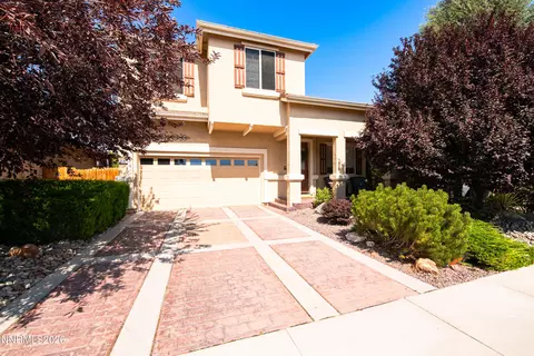 908 Lakeview Dr, Dayton, NV 89403