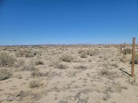 5590 Kafal St, Silver Springs, NV 89429