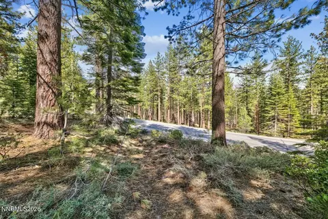 1389 Pioneer Trl, South Lake Tahoe, CA 96150