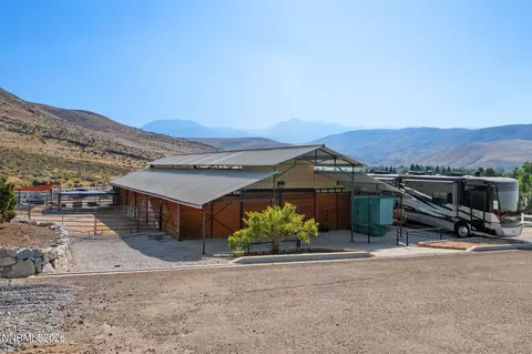 Exterior - 1180 Paddock Ln, Reno, NV 89521 photo 31 of 34