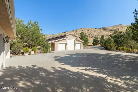 Exterior - 1180 Paddock Ln, Reno, NV 89521 photo 25 of 34