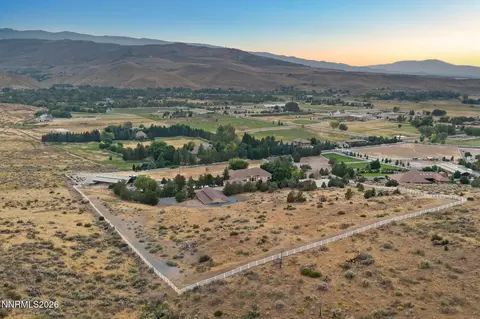 View/Area - 1180 Paddock Ln, Reno, NV 89521 photo 13 of 15