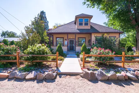 33 N West St, Yerington, NV 89447