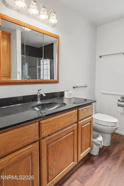 Bath - 1485 Drumm Ln, Fallon, NV 89406 photo 3 of 4