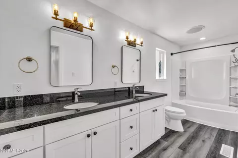 Bath - 215 Ruby St, Fernley, NV 89408 photo 2 of 3