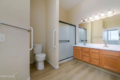Bath - 1163 White Oak Loop, Minden, NV 89423 photo 4 of 4
