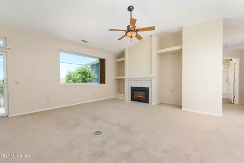 Living - 1163 White Oak Loop, Minden, NV 89423 photo 5 of 5