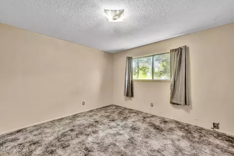 Bedroom - 153 Wagon Cir, Reno, NV 89521 photo 4 of 6