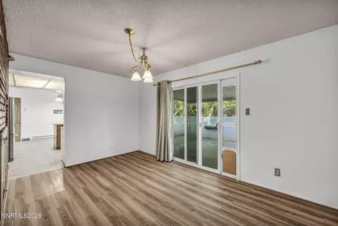 Dining - 153 Wagon Cir, Reno, NV 89521 photo 5 of 7