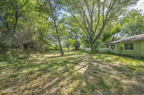 Exterior - 153 Wagon Cir, Reno, NV 89521 photo 9 of 17