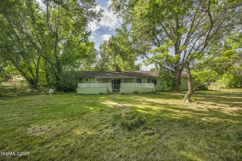 Exterior - 153 Wagon Cir, Reno, NV 89521 photo 7 of 17
