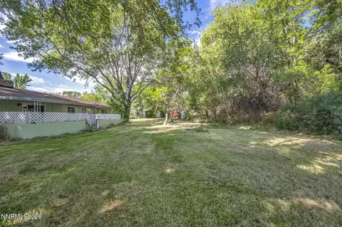 Exterior - 153 Wagon Cir, Reno, NV 89521 photo 15 of 17