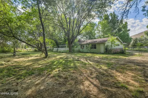 Exterior - 153 Wagon Cir, Reno, NV 89521 photo 8 of 17