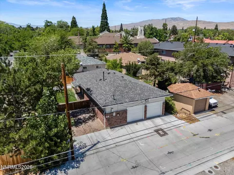 View/Area - 1220 Wright St, Reno, NV 89509 photo 7 of 9