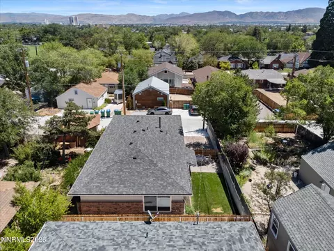 View/Area - 1220 Wright St, Reno, NV 89509 photo 5 of 9