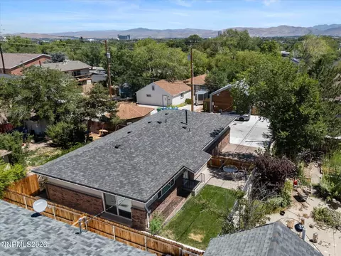 View/Area - 1220 Wright St, Reno, NV 89509 photo 6 of 9