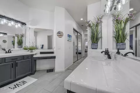 Bath - 9626 Shadowstone Way, Reno, NV 89521 photo 4 of 7