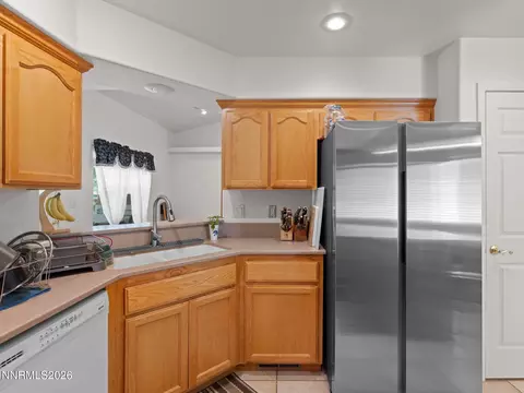 Kitchen - 3115 Casey Rd, Fallon, NV 89406 photo 2 of 4
