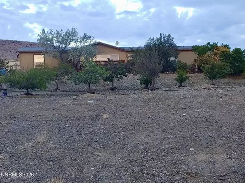 7155 Annetta St, Silver Springs, NV 89429