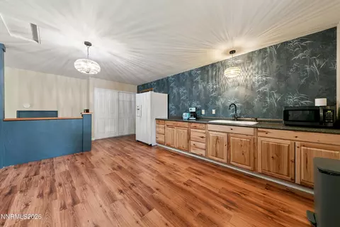 Kitchen - 210 Beverly Rd, Stateline, NV 89449 photo 4 of 4
