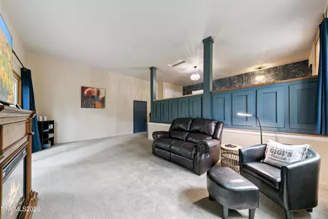 Living - 210 Beverly Rd, Stateline, NV 89449 photo 3 of 4