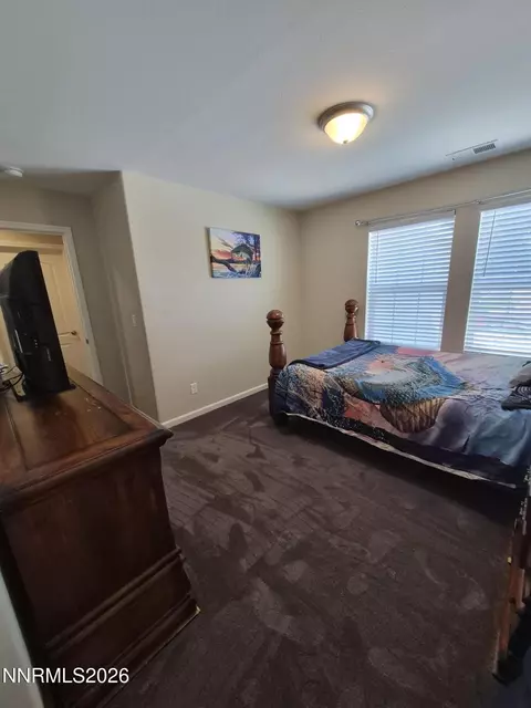 Bedroom - 1247 Deerfield Dr, Fallon, NV 89406 photo 7 of 8